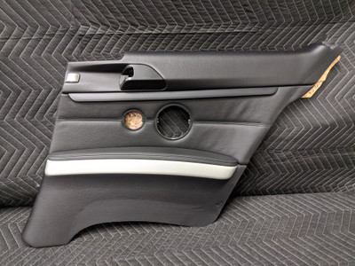 BMW E92 3-Series Coupe Right Rear Lateral Trim Panel 51439166014 BMW E92 3-Series Coupe Right Rear Lateral Trim Panel 51439166014