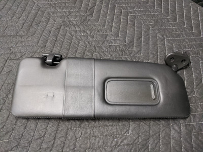 BMW E64 M6 Sun Visor Right Driver Schwarz 51167894970 BMW E64 M6 Sun Visor Right Driver Schwarz 51167894970