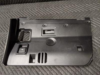 BMW E63/E64 6-Series Right Lower Dash Trim Panel 51457157544 BMW E63/E64 6-Series Right Lower Dash Trim Panel 51457157544