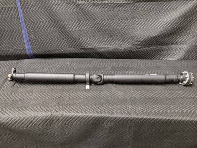 BMW E63/E64 M6 S85 SMG Driveshaft 26112282980 BMW E63/E64 M6 S85 SMG Driveshaft 26112282980