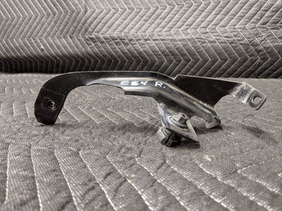 BMW E63/E64 6-Series M6 Fender Bracket Lower Right 51647060812 BMW E63/E64 6-Series M6 Fender Bracket Lower Right 51647060812