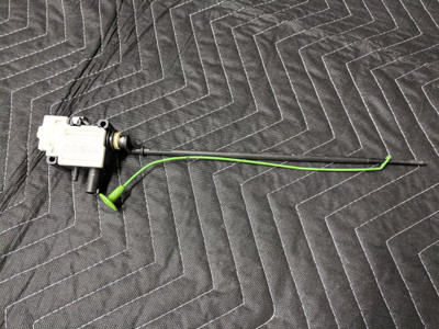 BMW E70 Fuel Tank Filler Door Flap Actuator Motor 67116985882