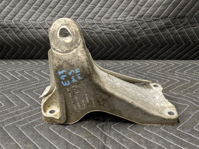 BMW E90/E92/E93 M3 S65 V8 Engine Support Bracket Right 22112283204 BMW E90/E92/E93 M3 S65 V8 Engine Support Bracket Right 22112283204