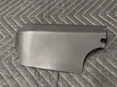 BMW E32/E34 Engine Wire Cover Right 12521714119 BMW E32/E34 Engine Wire Cover Right 12521714119