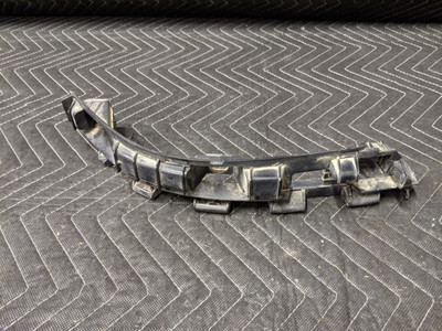 BMW E65/E66/E67 7-Series ALPINA B7 Bumper Support Bracket Rear Left 51127123797 BMW E65/E66/E67 7-Series ALPINA B7 Bumper Support Bracket Rear Left 51127123797