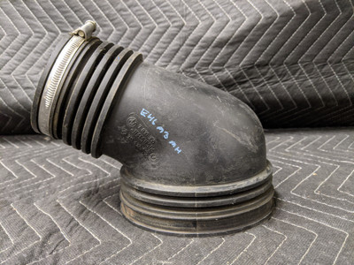 BMW E46 3-Series Coupe Convertible S54 Air Intake Manifold Air Duct 11617830356 BMW E46 3-Series Coupe Convertible S54 Air Intake Manifold Air Duct 11617830356