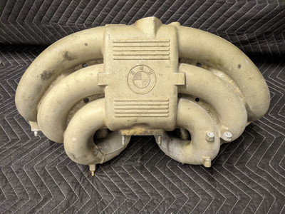 BMW E30 3-Series M20B25 Intake Manifold 1289211 BMW E30 3-Series M20B25 Intake Manifold 1289211