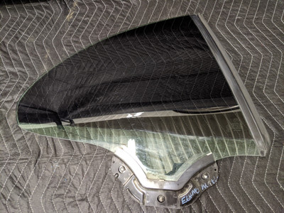 BMW E64 6-Series M6 Rear Side Window Glass Right 51357186644 BMW E64 6-Series M6 Rear Side Window Glass Right 51357186644