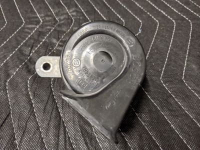 BMW E63/E64 M6 Horn Low Pitch 61337839348 BMW E63/E64 M6 Horn Low Pitch 61337839348