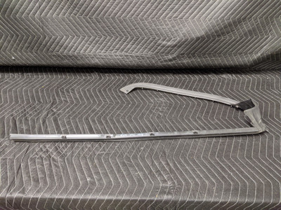 BMW E63/E64 6-Series M6 Door Weather Strip Seal Front Left Driver 51337008573