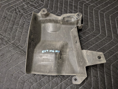 BMW E63/E64 M6 Lid Front Wheelhouse Cover 51717898207 BMW E63/E64 M6 Lid Front Wheelhouse Cover 51717898207