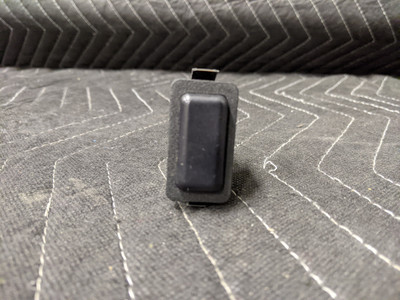 BMW E28/E30 3-Series 5-Series Fog Light Tail Light Switch 61311368809 BMW E28/E30 3-Series 5-Series Fog Light Tail Light Switch 61311368809