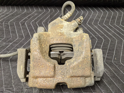 BMW E82/E88 1-Series Brake Caliper Front Right 34116776528 BMW E82/E88 1-Series Brake Caliper Front Right 34116776528