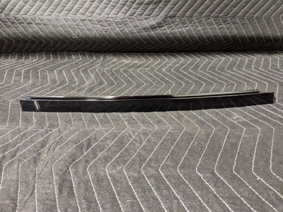 BMW E53 X5 Rear Left Window Guide Web Glanzschwarz 51348257699 BMW E53 X5 Rear Left Window Guide Web Glanzschwarz 51348257699