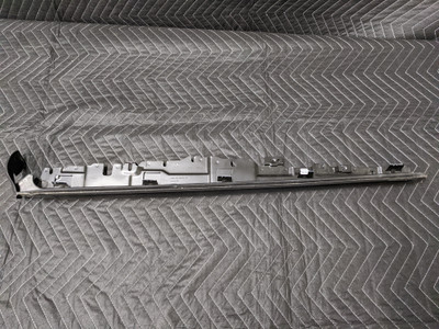 BMW E93 M3 Glass Hardware Bracket Left 51377128383 BMW E93 M3 Glass Hardware Bracket Left 51377128383