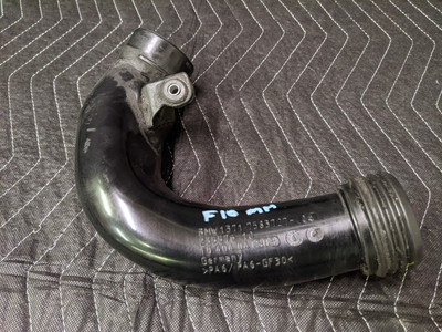 BMW F01/F02/F07/F10/F11 N55 Engine Air Duct 13717583727 BMW F01/F02/F07/F10/F11 N55 Engine Air Duct 13717583727