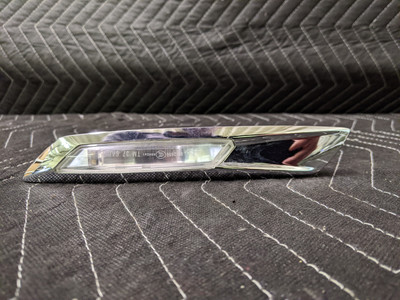 BMW F07 5-Series GT Front Right Side Turn Indicator Signal Light 63137199634 BMW F07 5-Series GT Front Right Side Turn Indicator Signal Light 63137199634