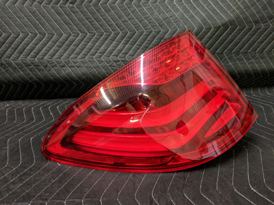 BMW F07 5-Series GT Rear Left Driver Taillight Outer 63217199645 BMW F07 5-Series GT Rear Left Driver Taillight Outer 63217199645