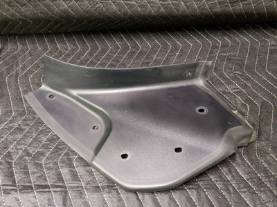 BMW F07 5-Series GT Lower Right Drip Rail 51497201660 BMW F07 5-Series GT Lower Right Drip Rail 51497201660