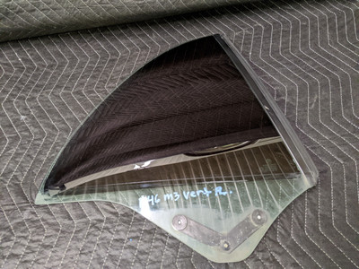BMW E46 3-Series Convertible M3 Rear Right Passenger Window 51368209424 BMW E46 3-Series Convertible M3 Rear Right Passenger Window 51368209424