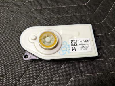 BMW G11/G12/G30/G31/G32/G38 Front Grille Air Flap Control Active Upper 51749854640