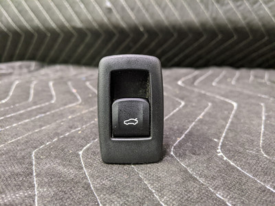 BMW F90/G30/G31 5-Series M5 Trunk Lid Switch 61319327029 BMW F90/G30/G31 5-Series M5 Trunk Lid Switch 61319327029