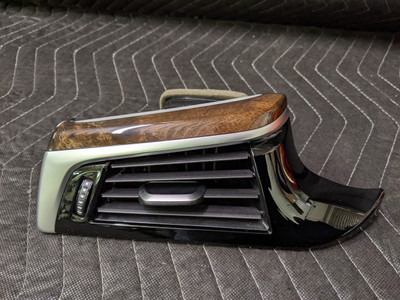 BMW F90/G30/G31 Fresh Air Vent Driver Left Burled Walnut 51459389473 BMW F90/G30/G31 Fresh Air Vent Driver Left Burled Walnut 51459389473