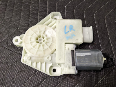 BMW F90/G01/G11/G12/G30/G31 Window Lifter Motor Rear Left 51357455083 BMW F90/G01/G11/G12/G30/G31 Window Lifter Motor Rear Left 51357455083