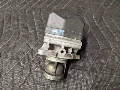 BMW F15/F16 X5 X6 Diesel EGR Valve 11717810871 BMW F15/F16 X5 X6 Diesel EGR Valve 11717810871
