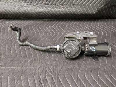 BMW G30 5-Series Fuel Vapor Canister Filter 16137447496 BMW G30 5-Series Fuel Vapor Canister Filter 16137447496