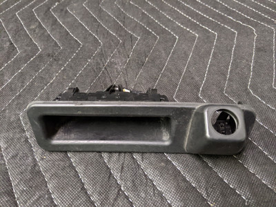 BMW F90/G30/G31 5-Series M5 Trunk Lid Handle 51247381868 BMW F90/G30/G31 5-Series M5 Trunk Lid Handle 51247381868