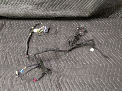 BMW G30 5-Series Center Console Wiring Harness 7483803 BMW G30 5-Series Center Console Wiring Harness 7483803