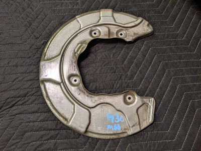 BMW G30/G31 5-Series Rear Brake Protection Plate Right 34206861802 BMW G30/G31 5-Series Rear Brake Protection Plate Right 34206861802