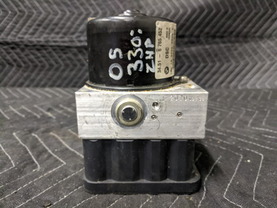 BMW E46 330 ABS Brake Pump Module 34516765452 BMW E46 330 ABS Brake Pump Module 34516765452