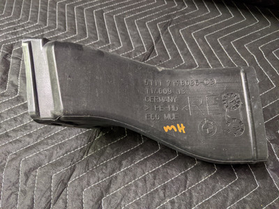 BMW E60/E61 5-Series Front Right Brake Air Duct 51117178086 BMW E60/E61 5-Series Front Right Brake Air Duct 51117178086