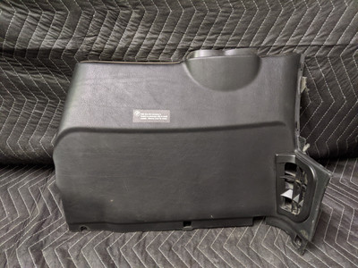 BMW Z3 Left Driver Knee Bolster Trim Panel Schwarz 8397599 BMW Z3 Left Driver Knee Bolster Trim Panel Schwarz 8397599