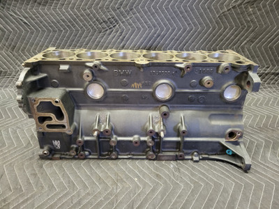 BMW E36 M3 Z3M S52 3.2L Engine Block 1748933 BMW E36 M3 Z3M S52 3.2L Engine Block 1748933