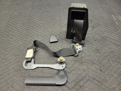 BMW E21 3-Series Front Seat Belt Right Passenger Autoflug 1868920 BMW E21 3-Series Front Seat Belt Right Passenger Autoflug 1868920