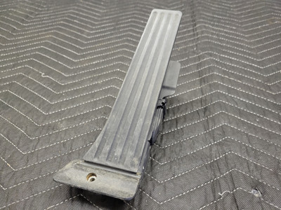 BMW F30 3-Series Accelerator Pedal Automatic Transmission 35426853175 BMW F30 3-Series Accelerator Pedal Automatic Transmission 35426853175