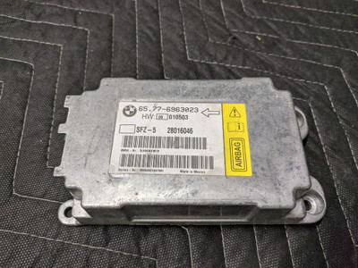 BMW E60/E61/E63 Airbag Control Module Center 65776976464 BMW E60/E61/E63 Airbag Control Module Center 65776976464