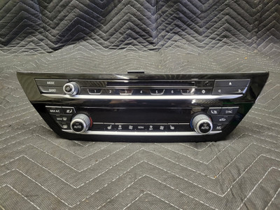 BMW G30 5-Series Climate Radio Control Panel 64116834437 BMW G30 5-Series Climate Radio Control Panel 64116834437