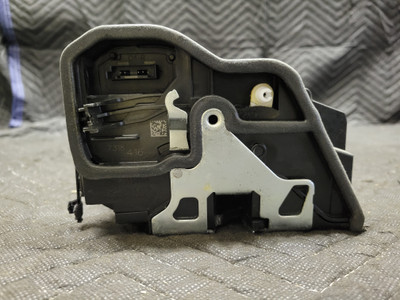BMW F25/F26 X3 X4 Door Lock Actuator Front Right 51217318416 BMW F25/F26 X3 X4 Door Lock Actuator Front Right 51217318416