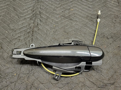 BMW F25 X3 Rear Right Door Handle Assembly Black Sapphire Metallic 51217207562 BMW F25 X3 Rear Right Door Handle Assembly Black Sapphire Metallic 51217207562