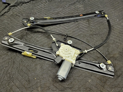 BMW F25 X3 Front Right Window Regulator With Motor 51337355635