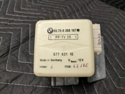 BMW E38 Trunk Incliniation Tilt Sensor Alarm 65718368167 BMW E38 Trunk Incliniation Tilt Sensor Alarm 65718368167
