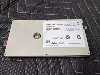BMW E83 X3 Radio Antenna Amplifier Booster 65203402524 BMW E83 X3 Radio Antenna Amplifier Booster 65203402524