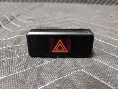 BMW E38/E39 Emergency Hazard Flasher Switch 61318350947 BMW E38/E39 Emergency Hazard Flasher Switch 61318350947