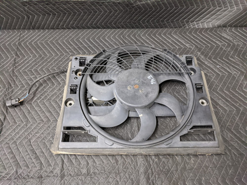 BMW E46 3-Series Radiator Condenser Cooling Fan Pusher 64546905076