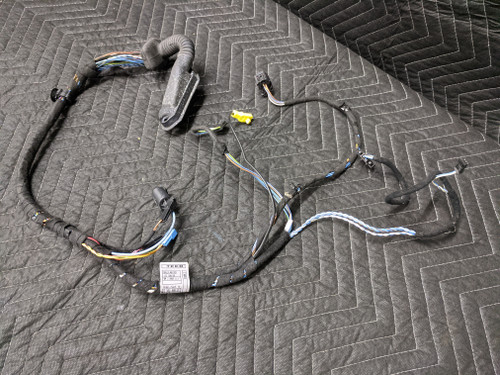 BMW E46 3-Series Sedan Drivers Front Door Wiring Harness 61118380885