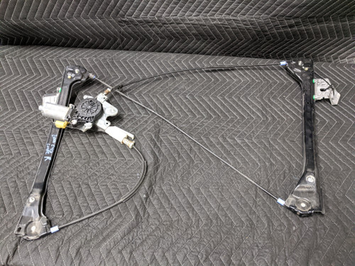 BMW E46 3-Series Coupe Convertible Front Right Window Regulator With Motor 51338204180
